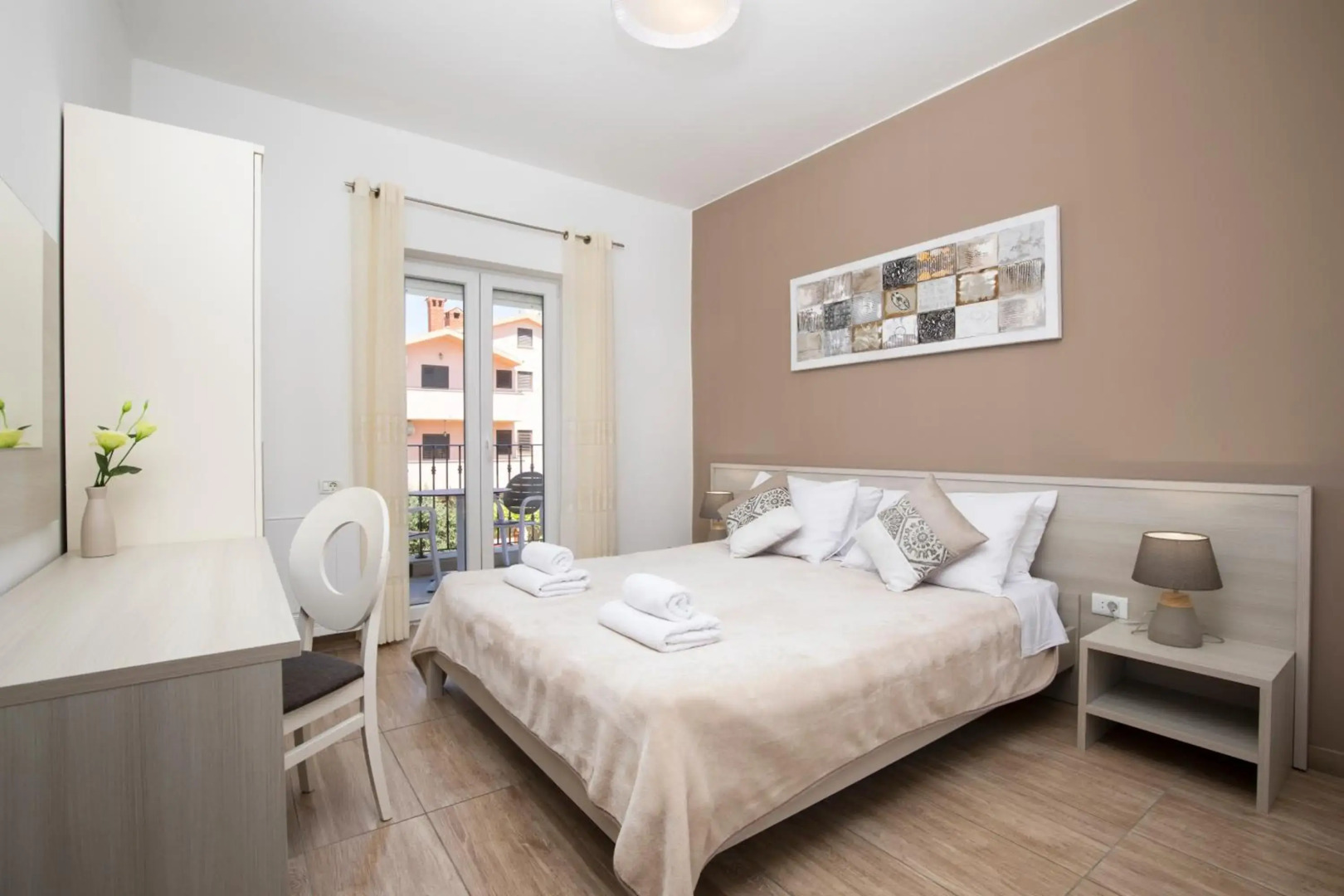 Апарт-отель Nina