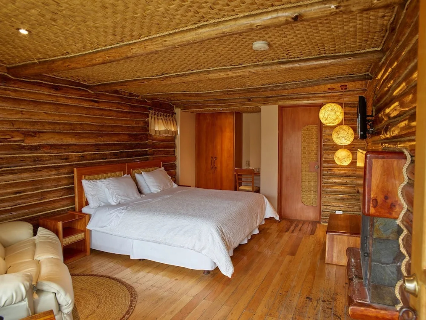 Hostería Cabañas del Lago