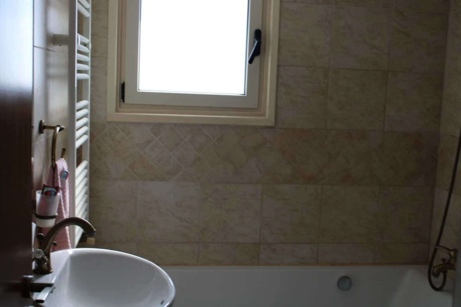 Immaculate 3-bed House in Pentakomo