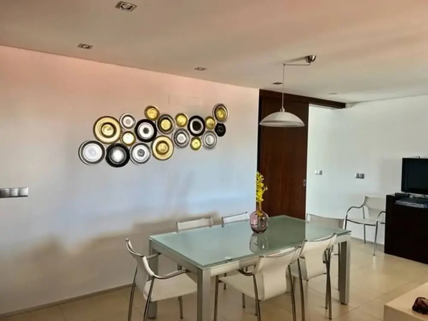 House With Heated Pool all Year Round