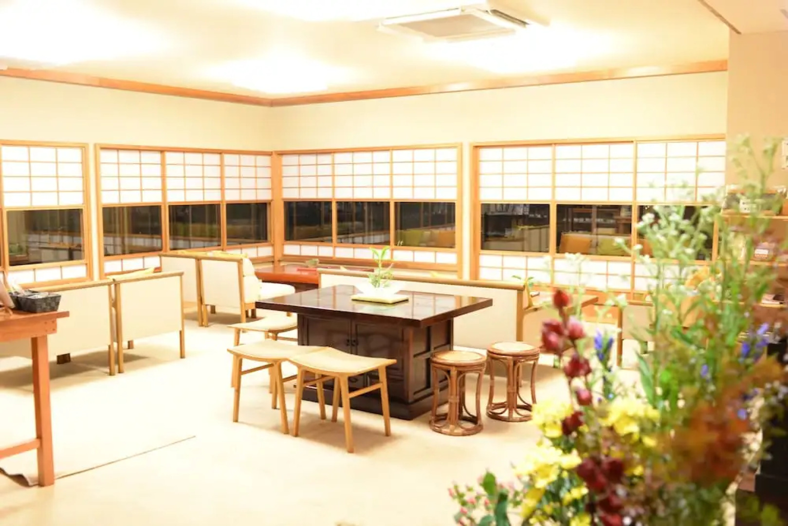 Yugawara Onsen Ashikari Ryokan