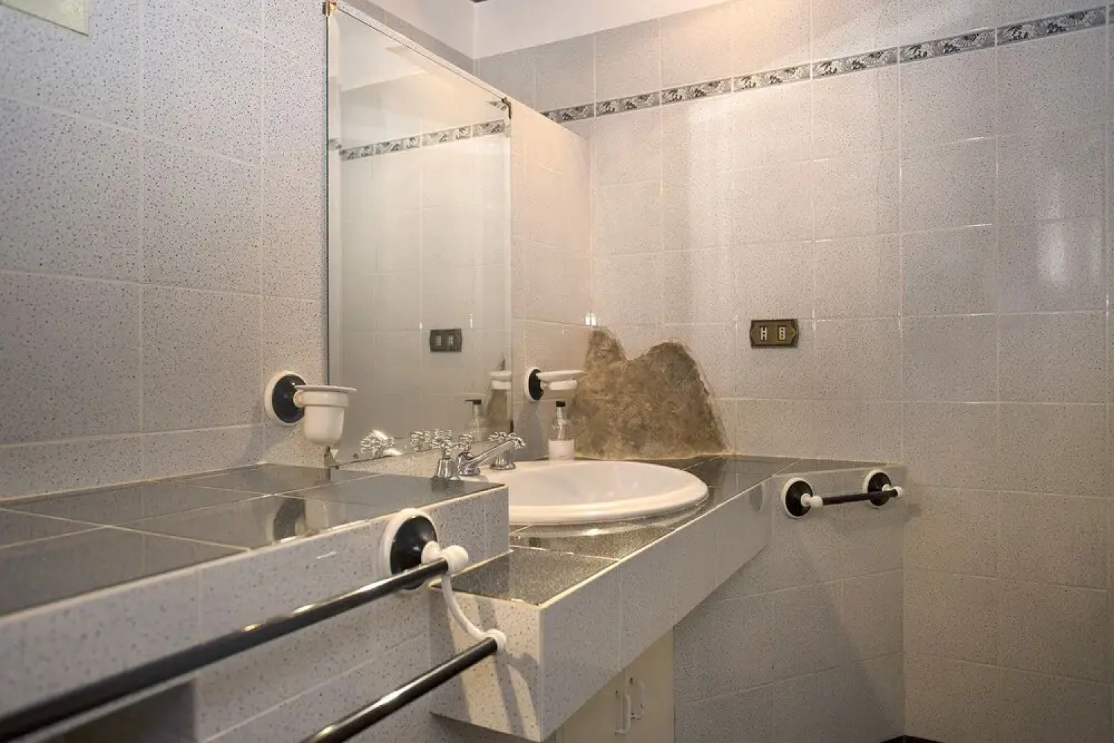 Stunning 2 bed Cottage in the Lucca Countryside