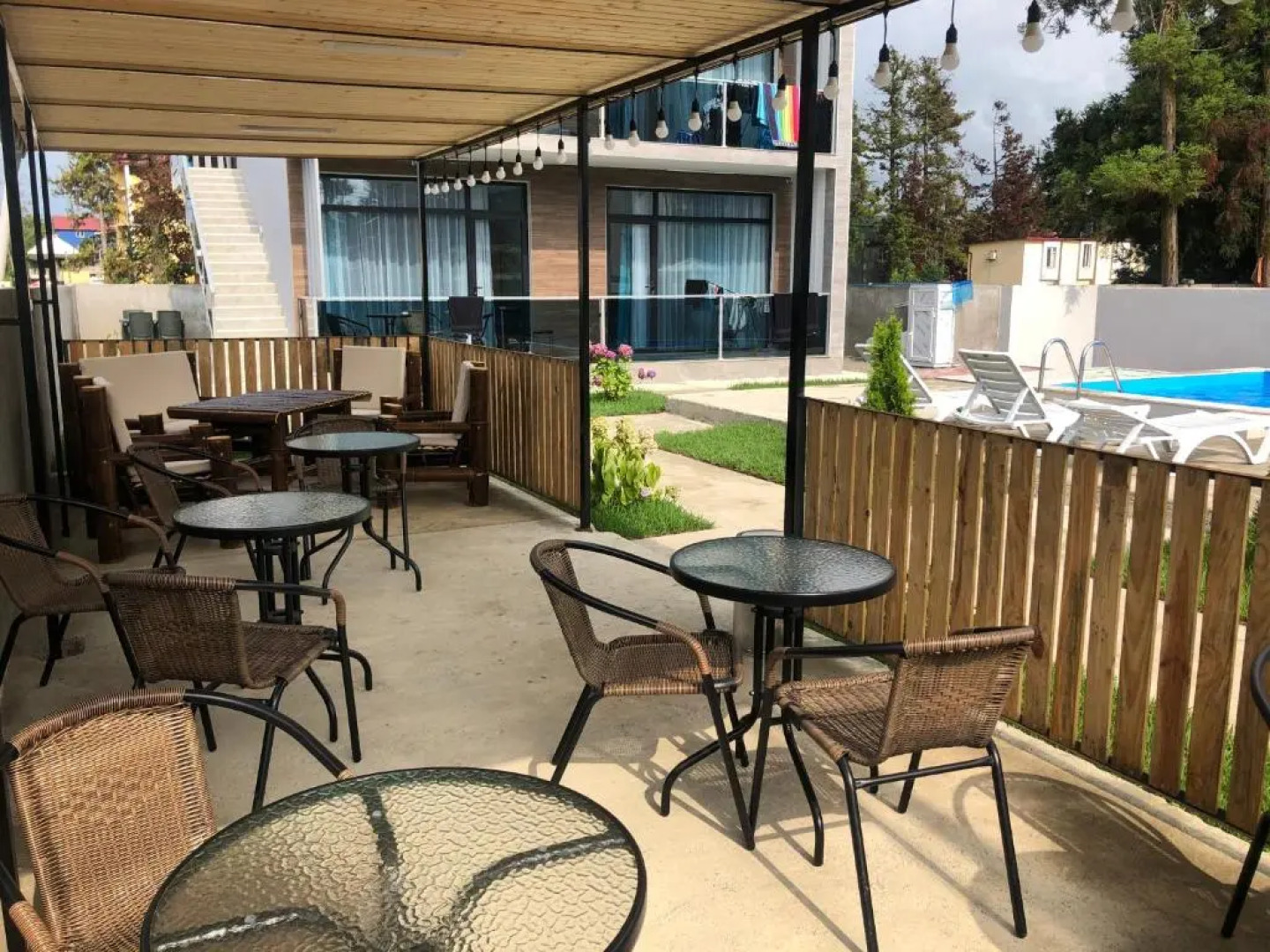 Apollo Plus Cottages