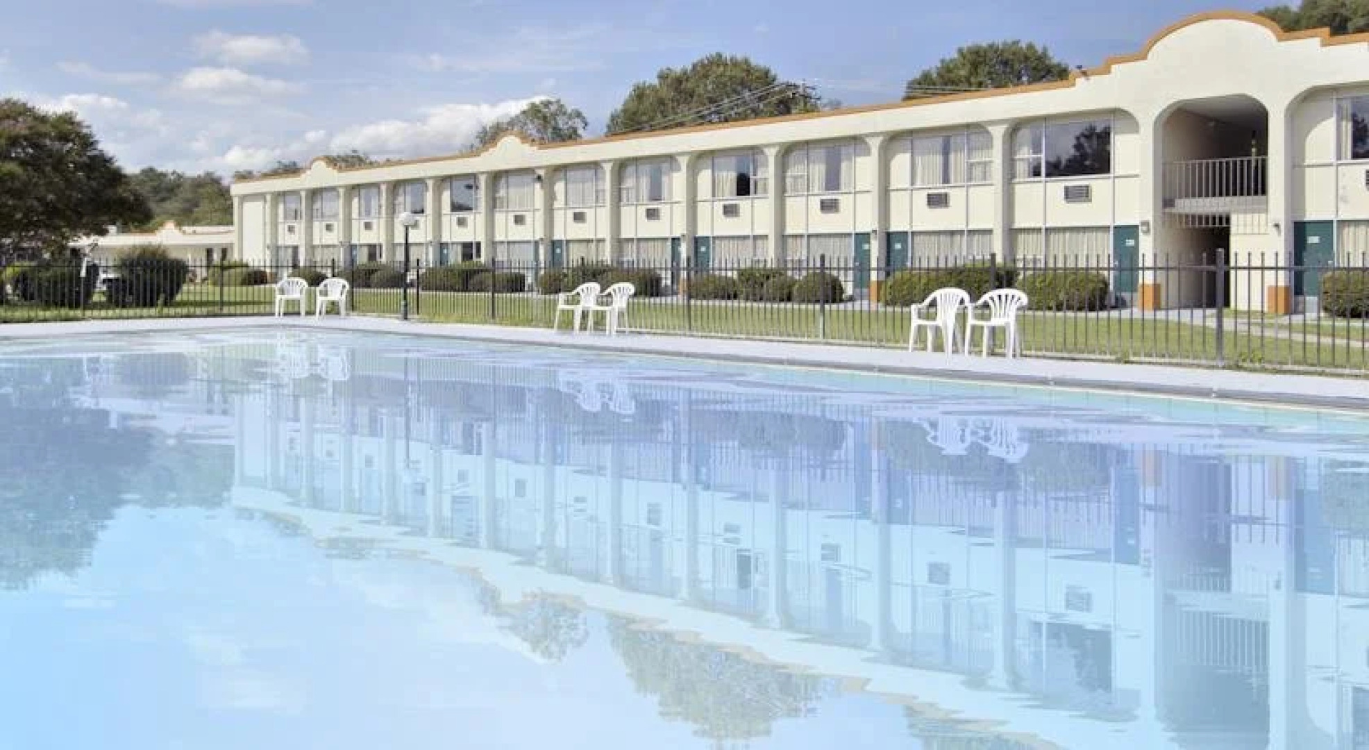 Days Inn Richmond North