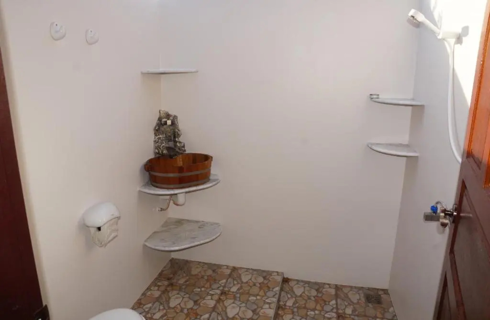 Rock Garden E28 Pool villa