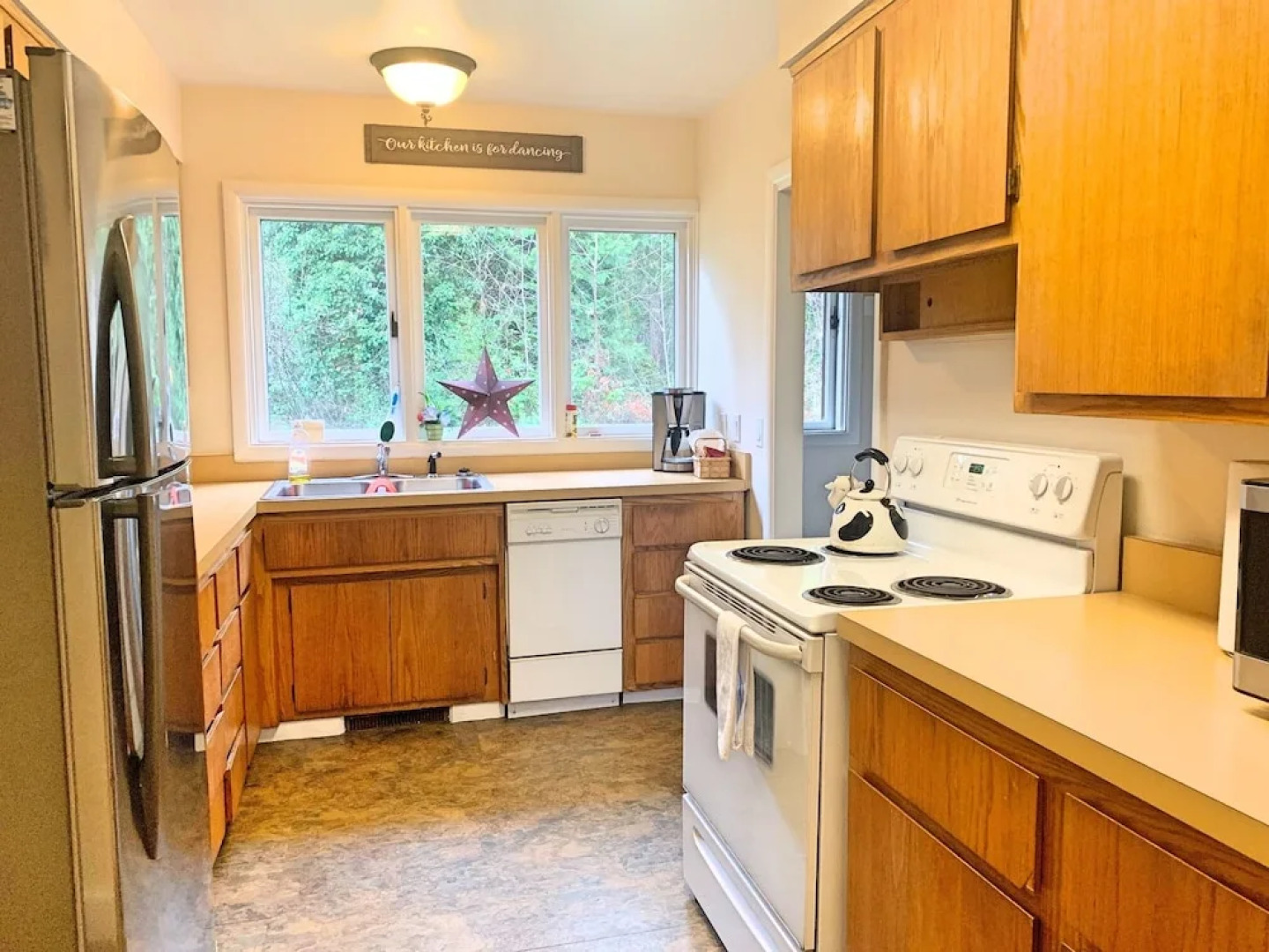 McKenzie River Mountain Resort