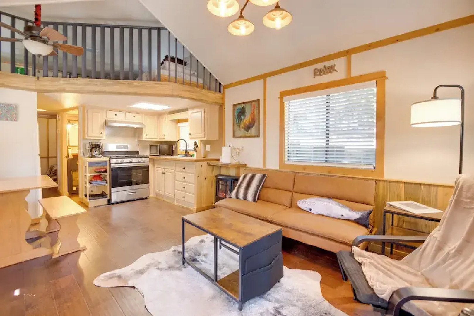 Near Lake Almanor & Golf: Cozy Cabin!