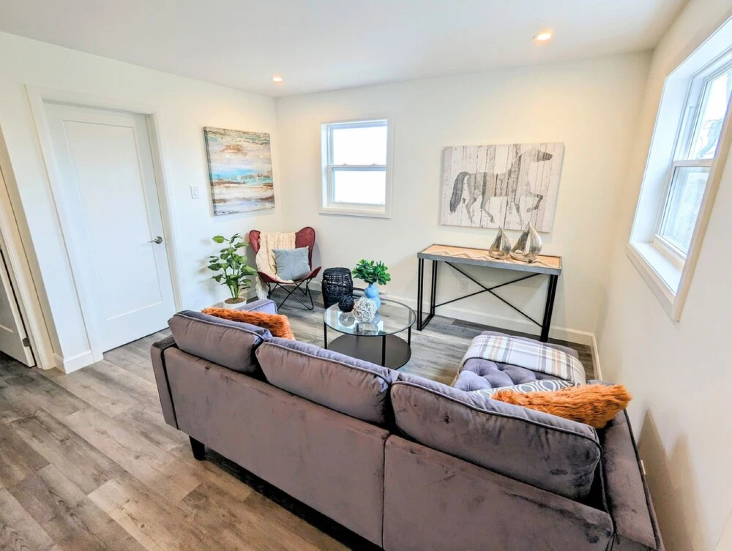 Great Blue Resorts - McCreary's Beach