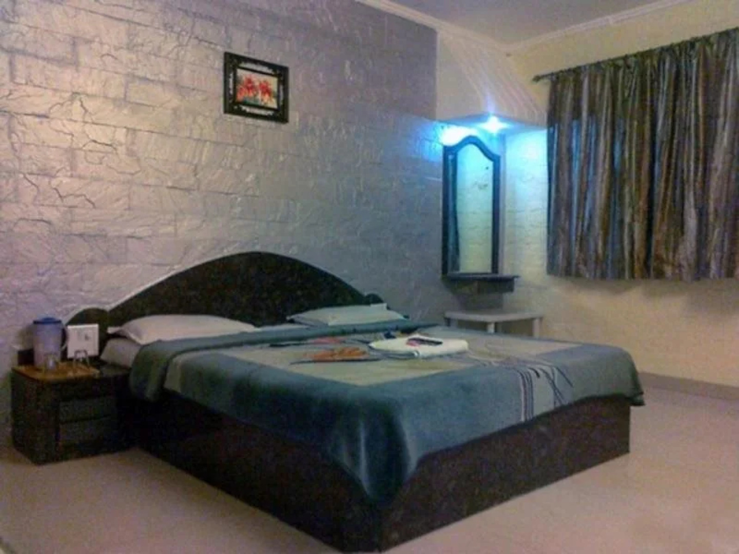 Hotel Royal Residency