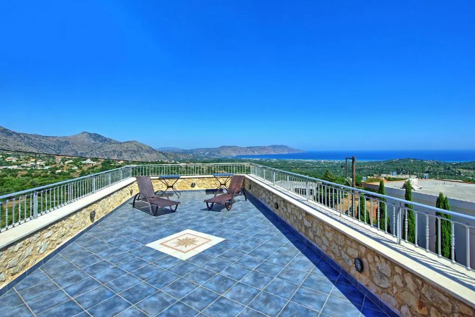Villa Rodanthi by MediterraneanVillas