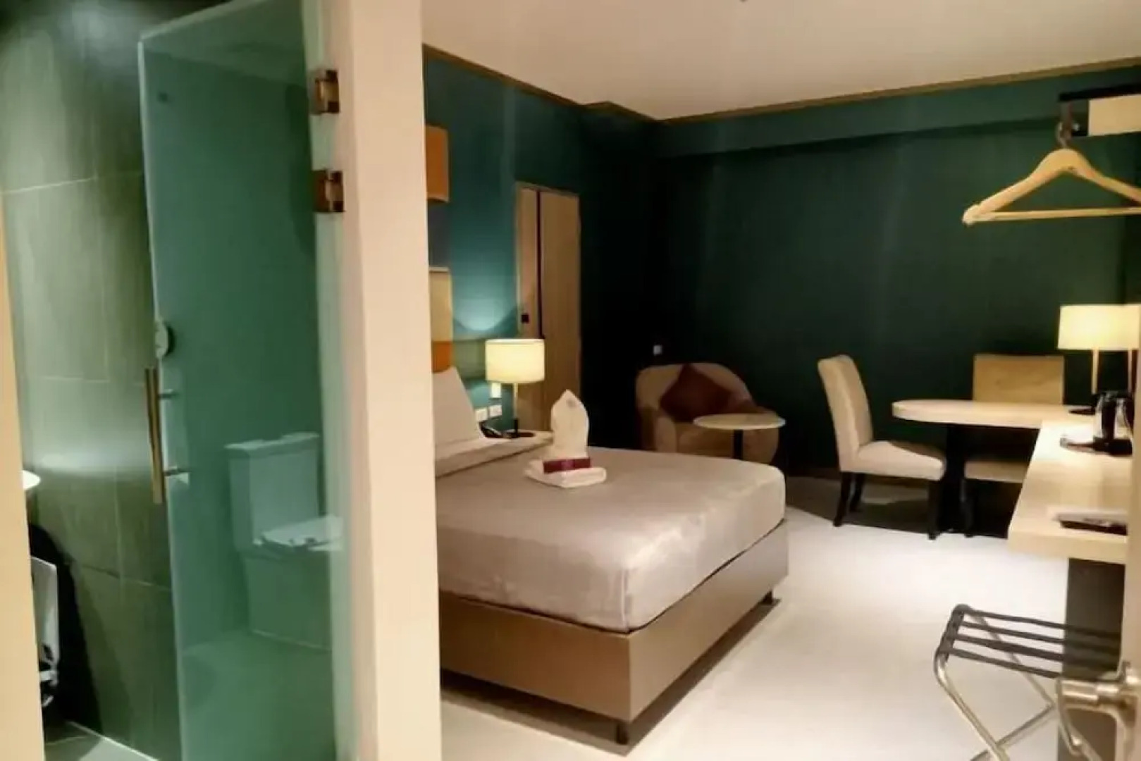 Yes Hotel Imus Cavite