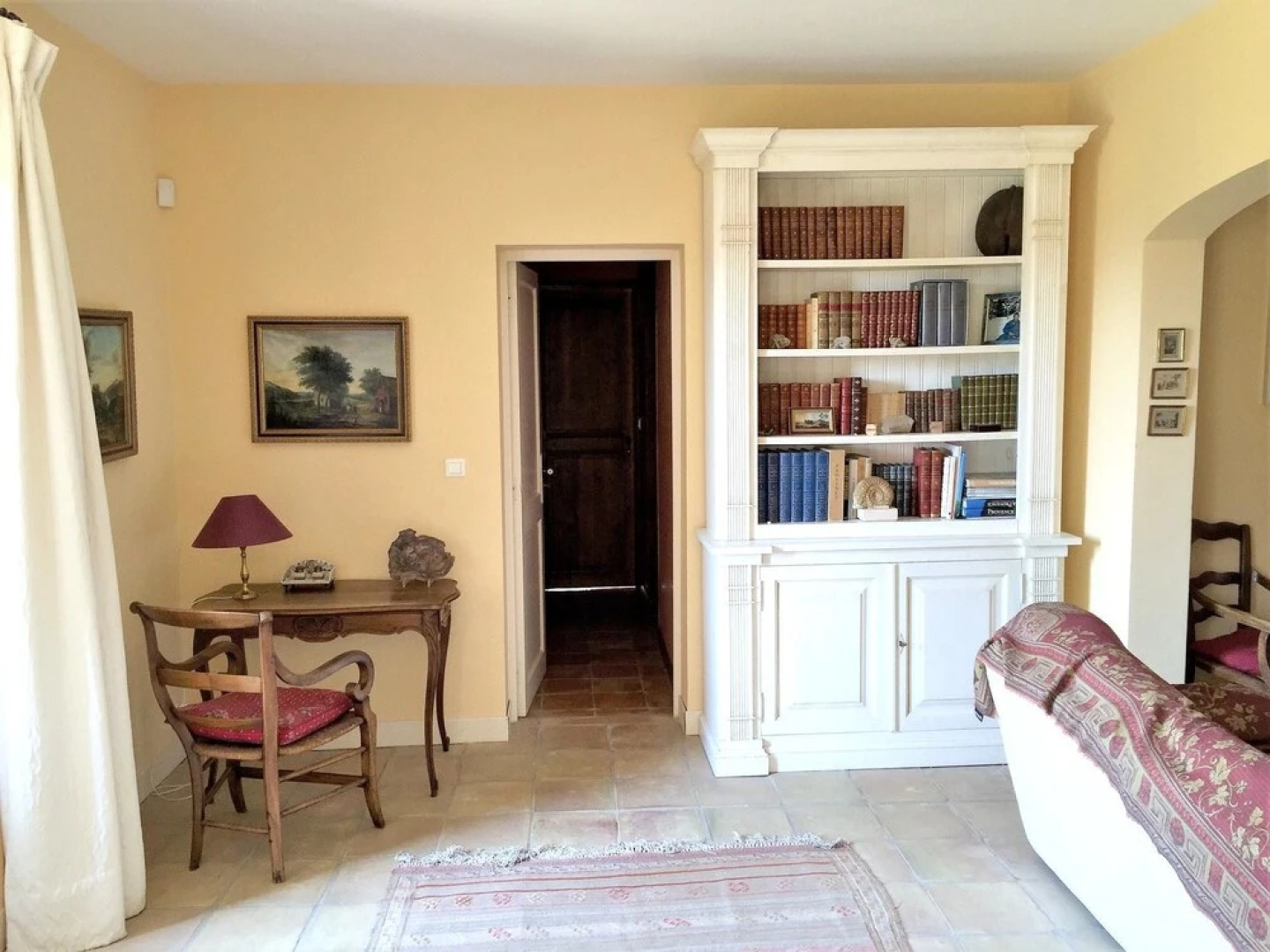 Villa With 5 Bedrooms in Saint Saturnin les Apt, With Wonderful Mounta