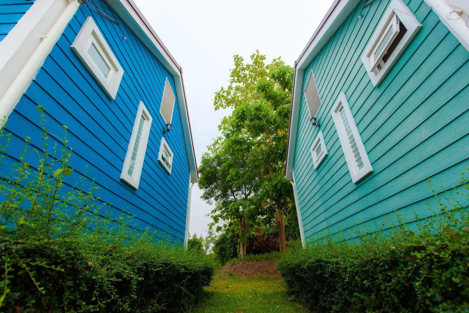 Varee Valley Resort and Restaurant