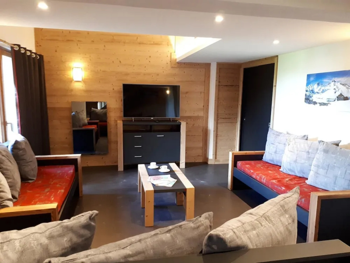 Residence LES Coches Apartment in a Family Resort at the Bottom of the Slopes Bac408
