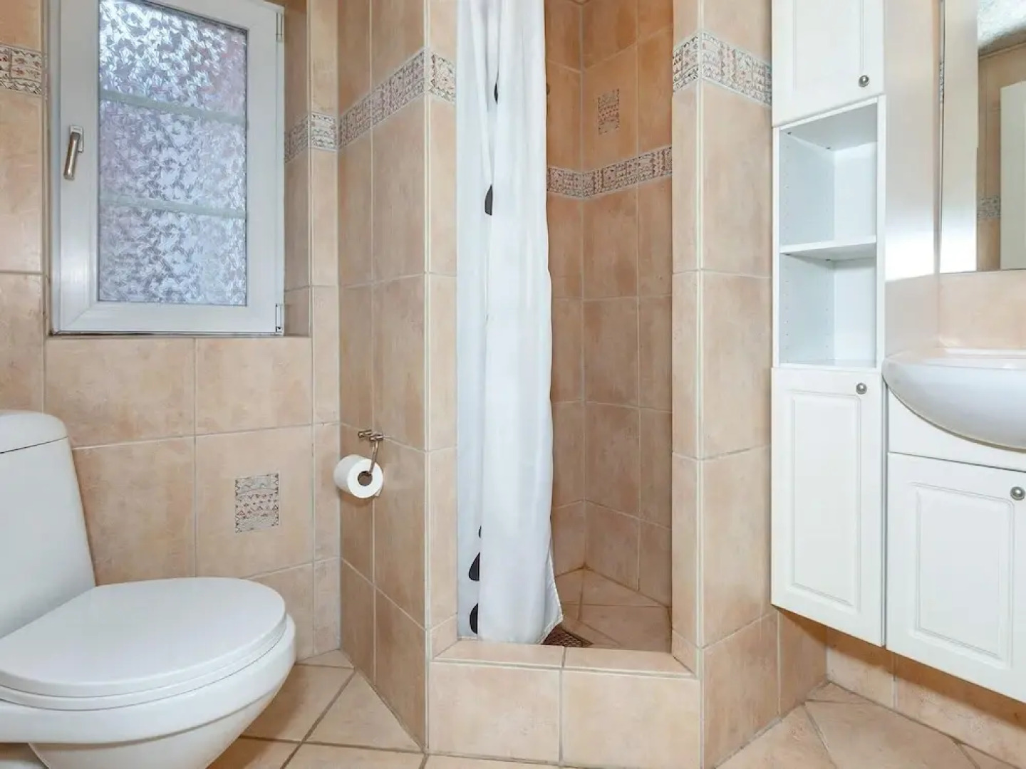 Adorable Holiday Home in Fur near Sea