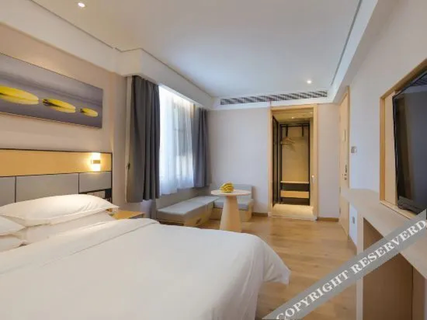 Vienna 3 Best Hotels (Xuyi Bus Station Xujie Lobster Square Branch)