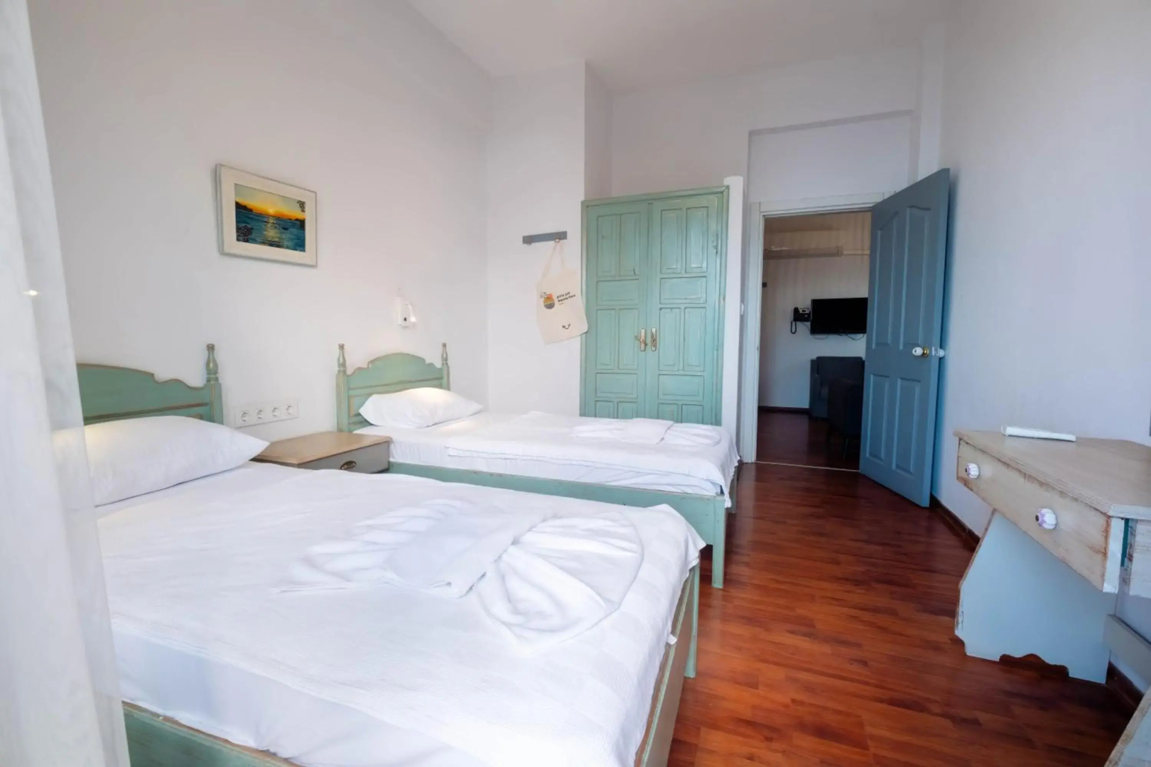 Diplomat Hotel