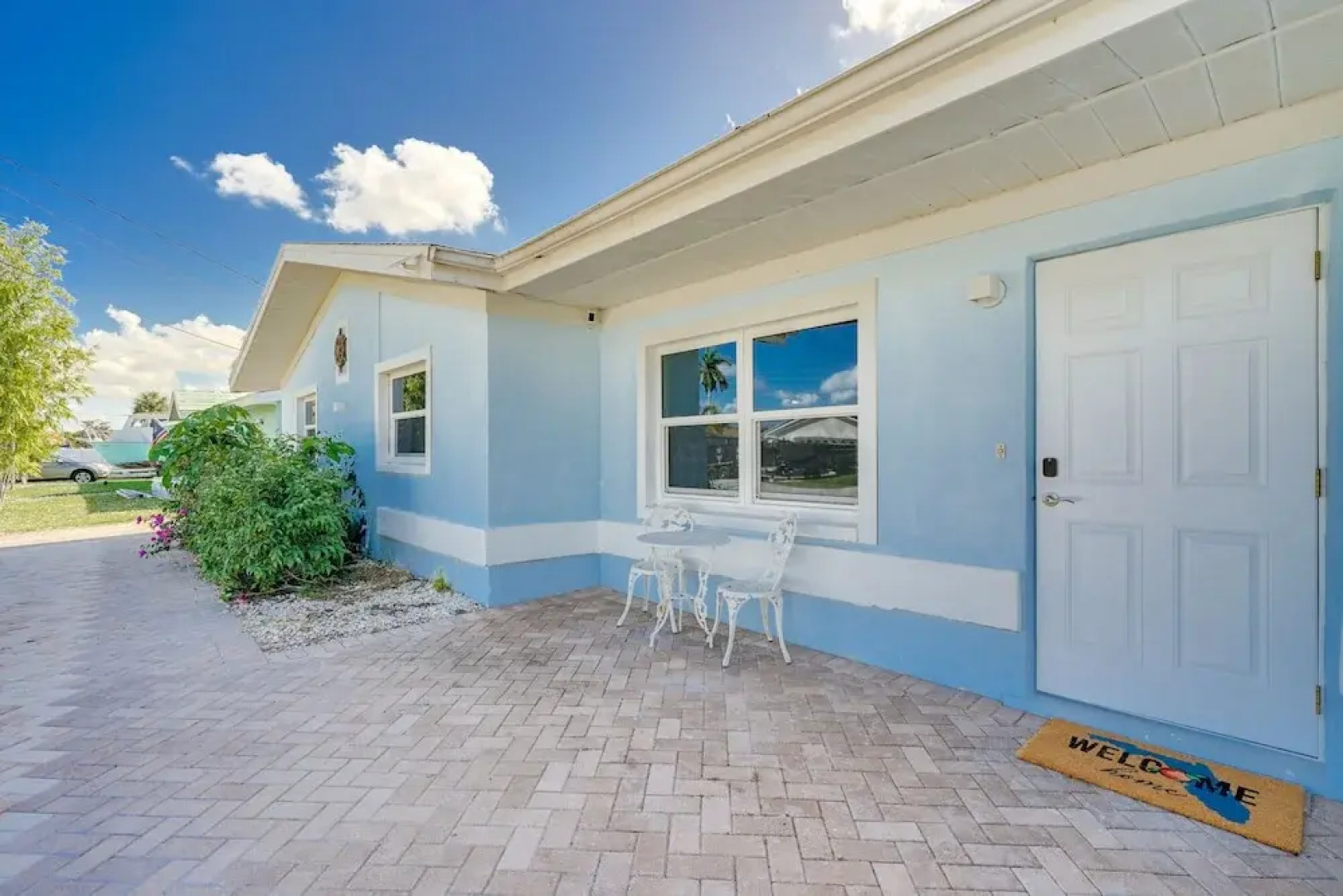 North Fort Myers Home w/ Hot Tub & Boat Dock