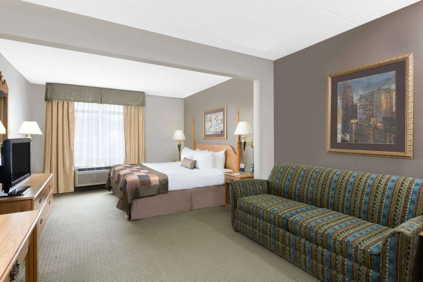 Spark by Hilton Mechanicsburg