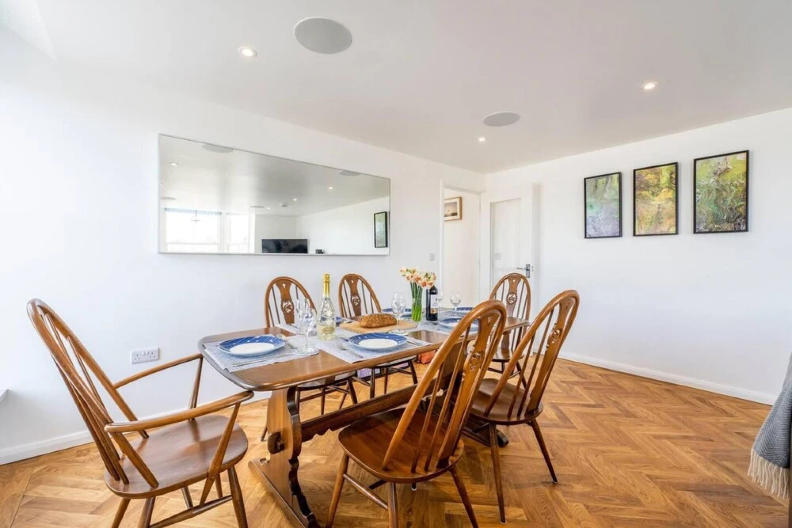 Luxurious 2 Bedroom Apartment With Estuary View