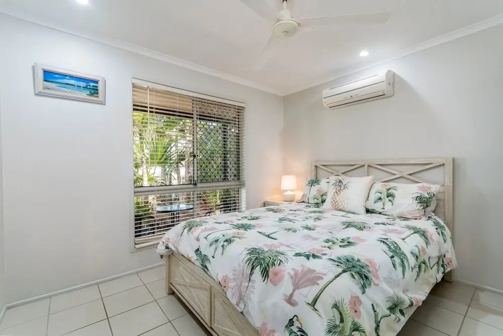 Kokomo, thats where we want to go - Bellara