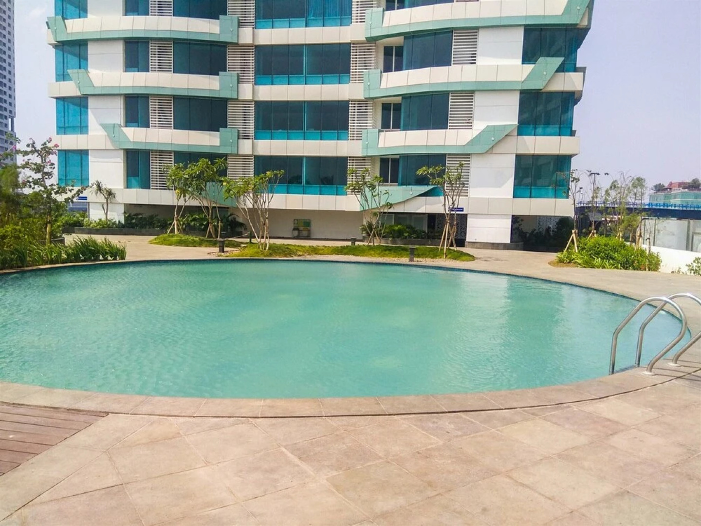 Barclay South Tower 2BR Apartment @ Grand Kamala Lagoon