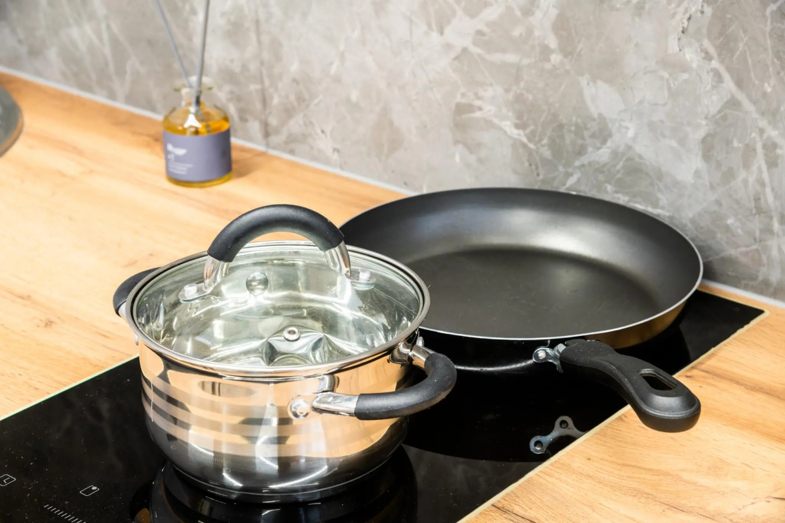 Sunmarine apartments (Санмарин апартментс) на улице Анны Ахматовой