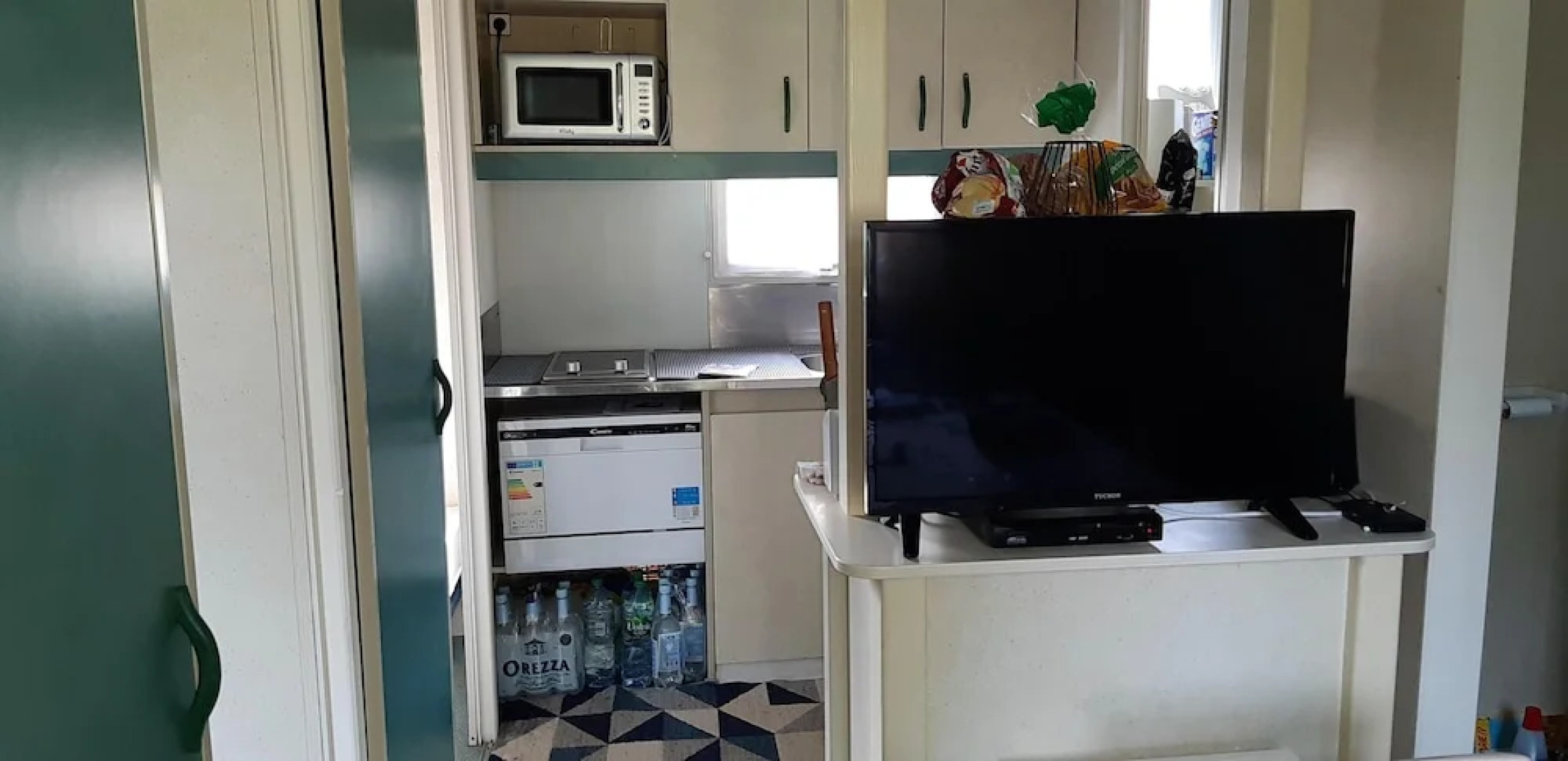 Bungalow With 2 Bedrooms in Sorbo-ocagnano, With Furnished Garden and Wifi - 150 m From the Beach