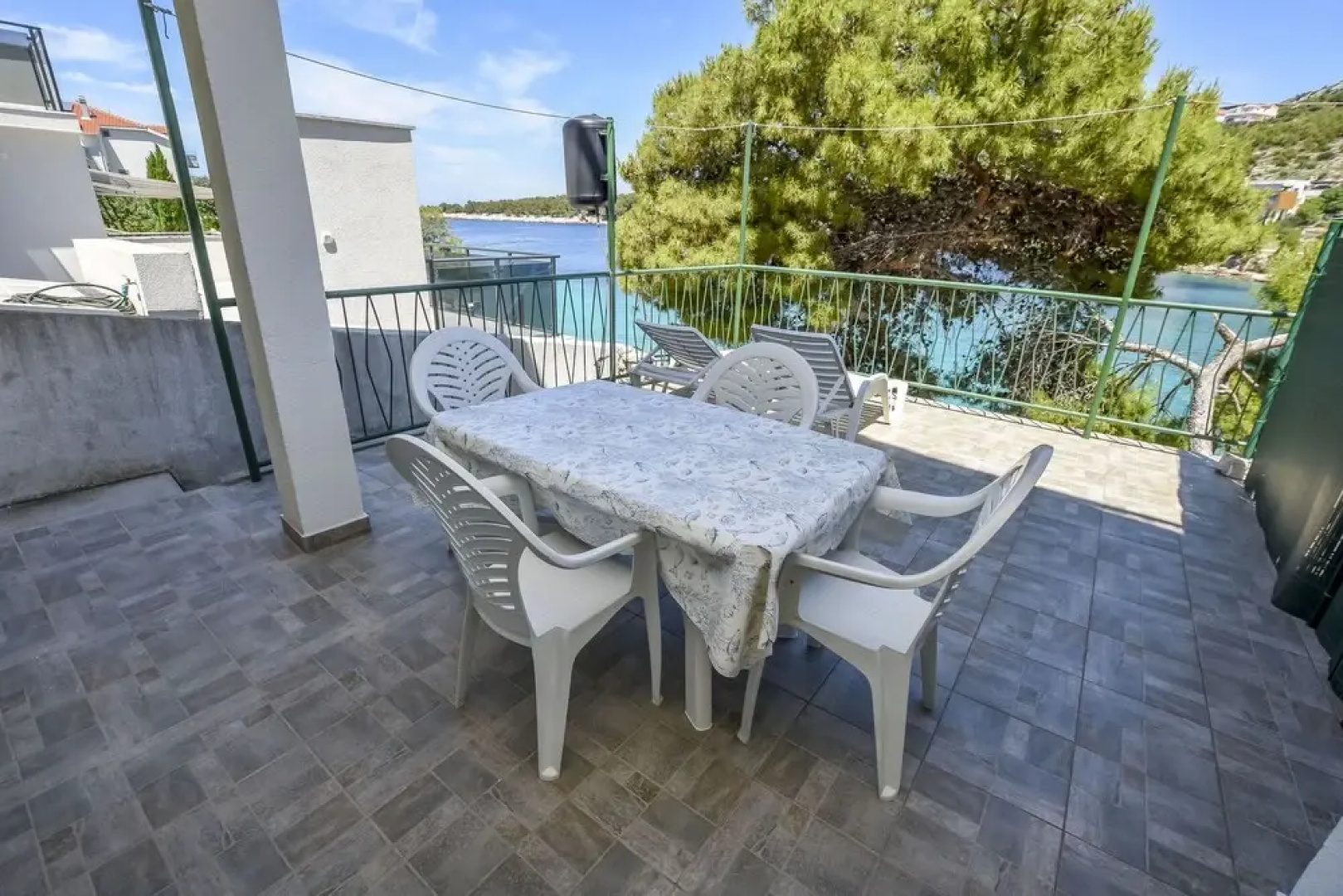 Apartments Ivica