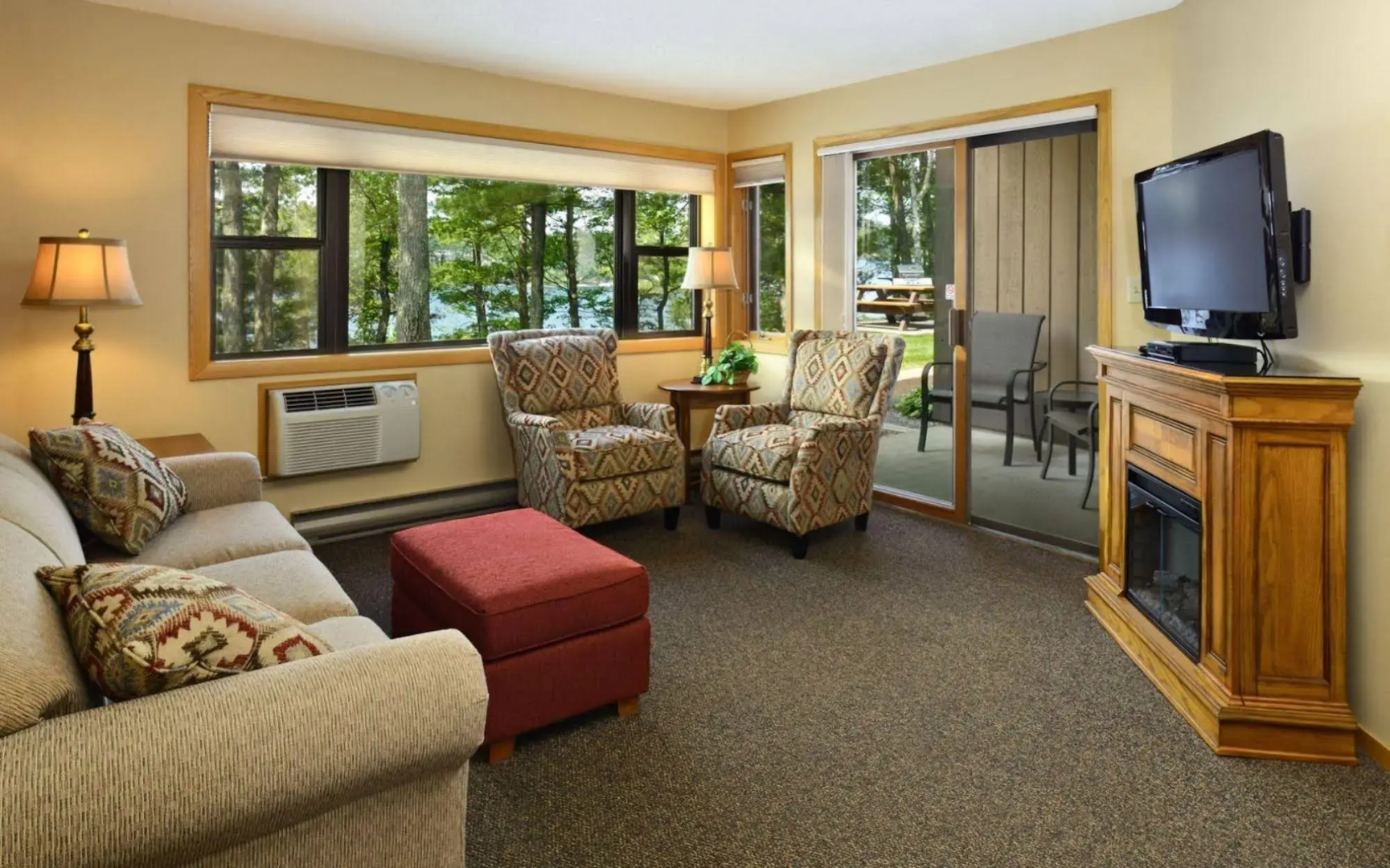 The Pointe Hotel and Suites