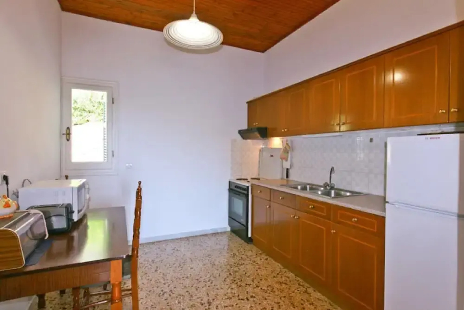 Irena Walk to Beach Sea Views A C Wifi Car Not Required - 244