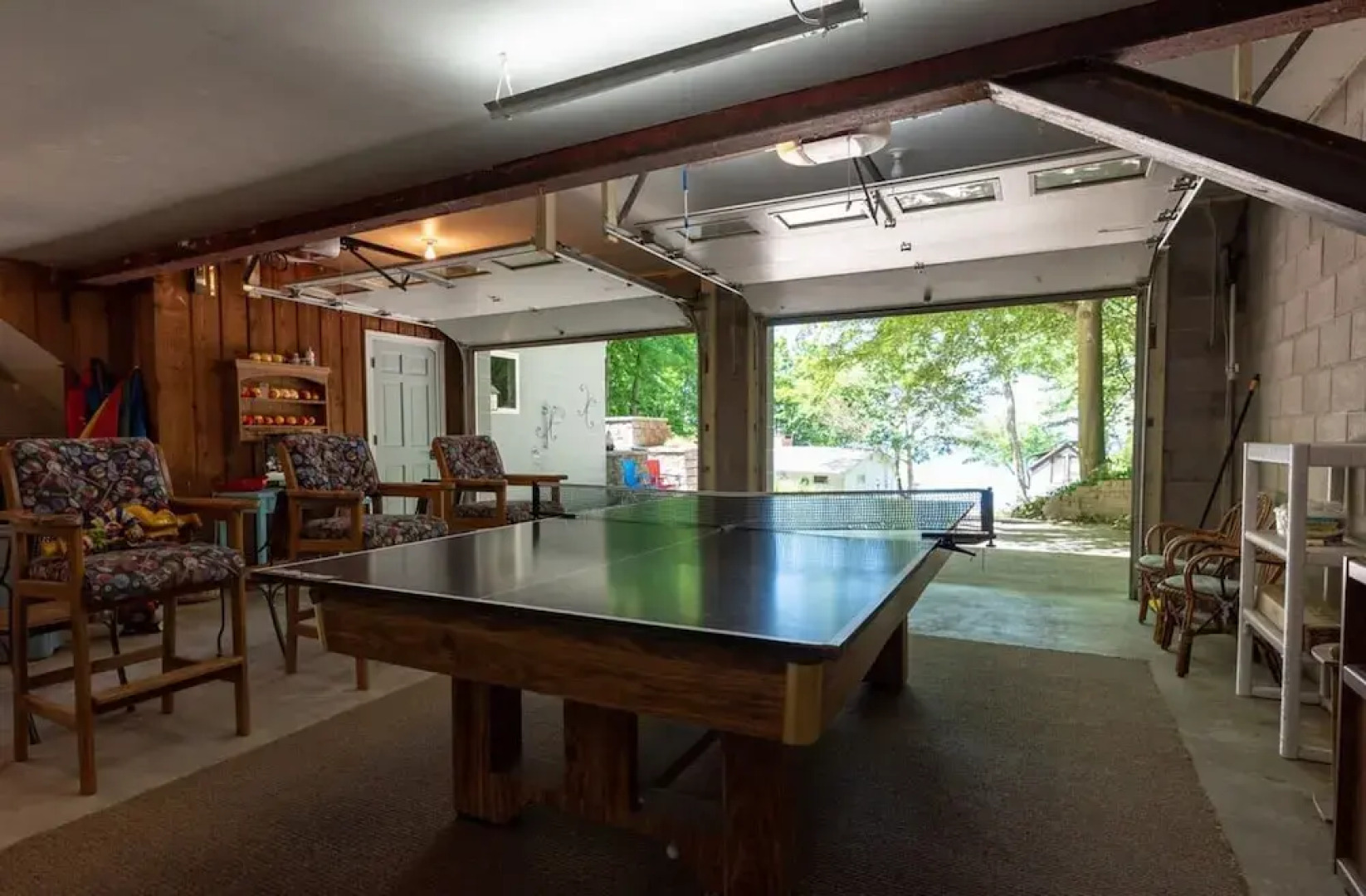 Beach View Cottage - On the Lake