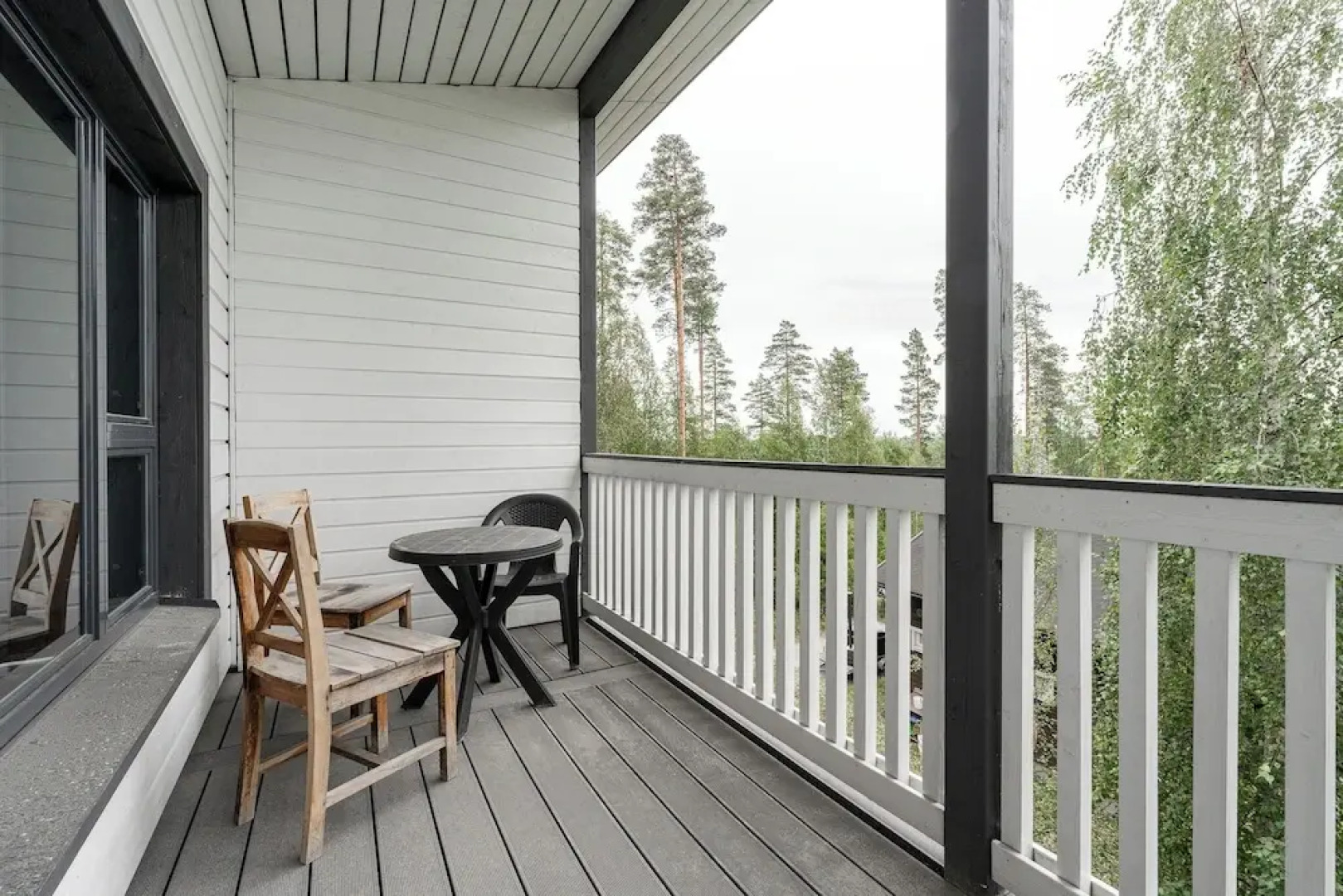 Peaceful 2BR Getaway Cabin at Riihivuori