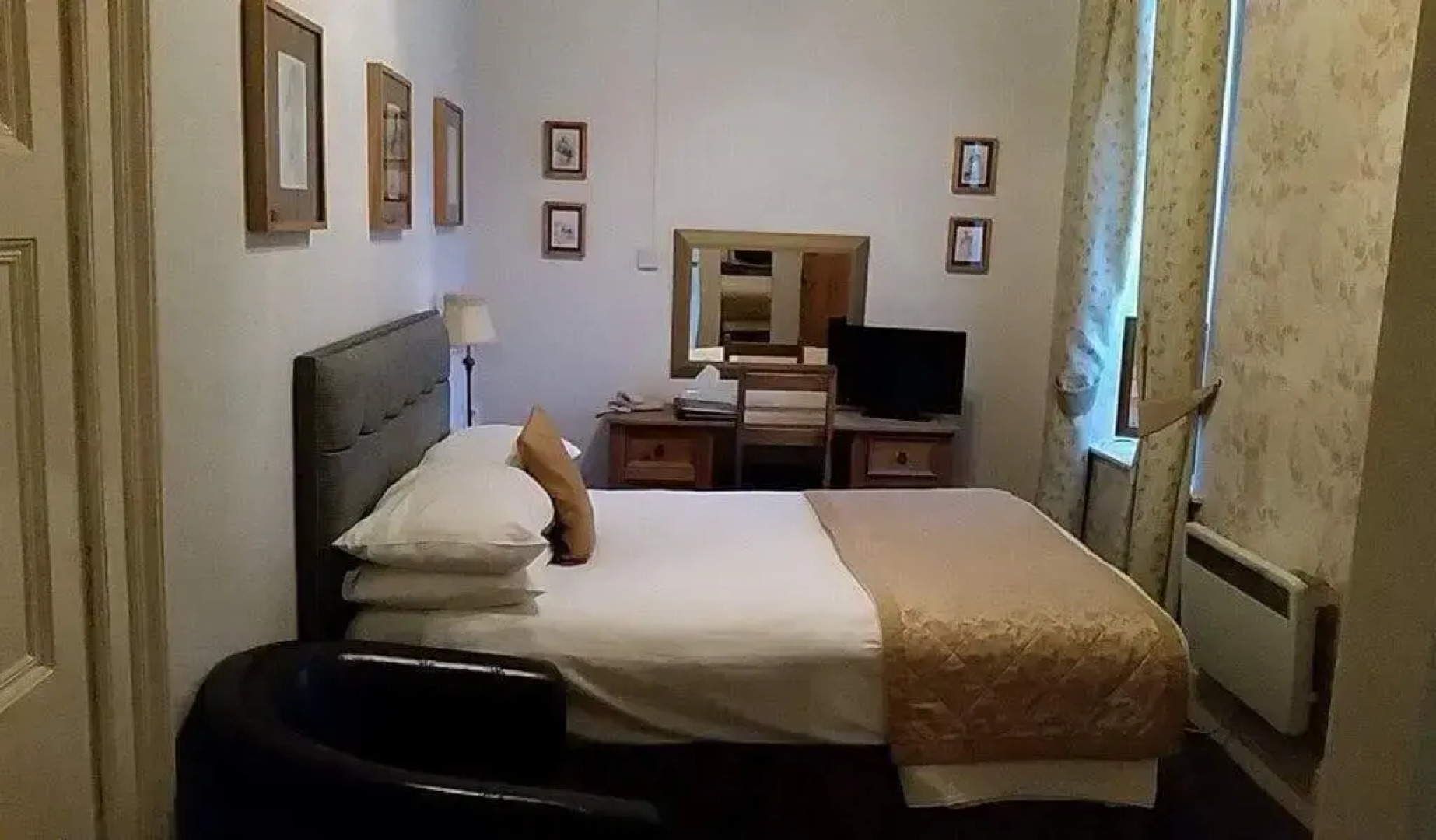 The Royal Hotel Tain