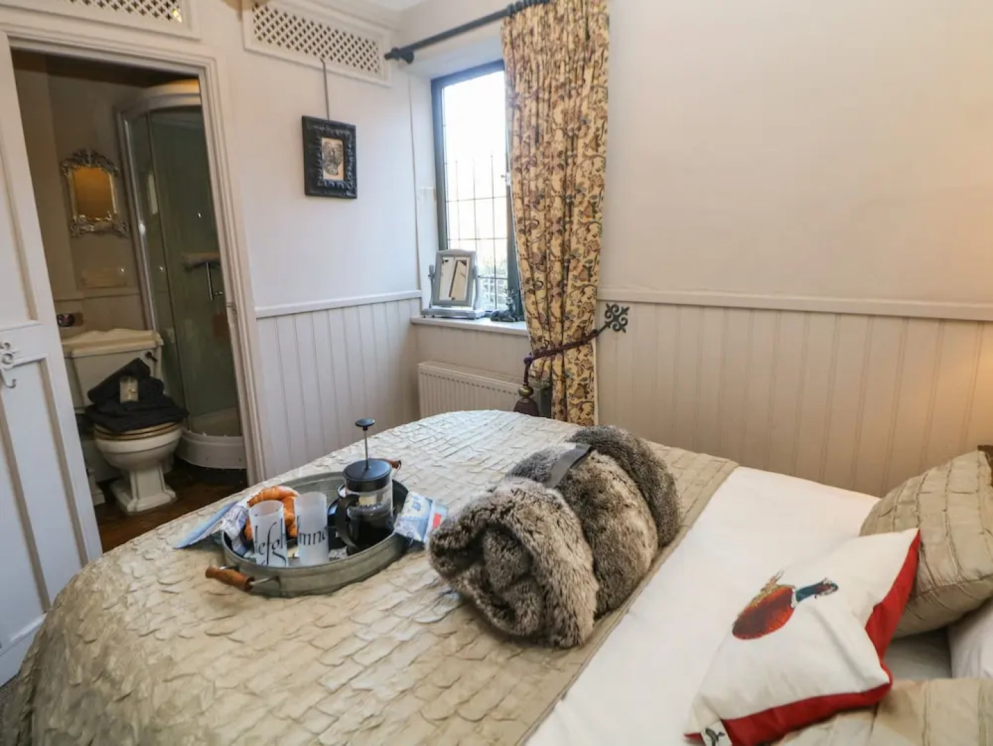 The Old Clock Makers