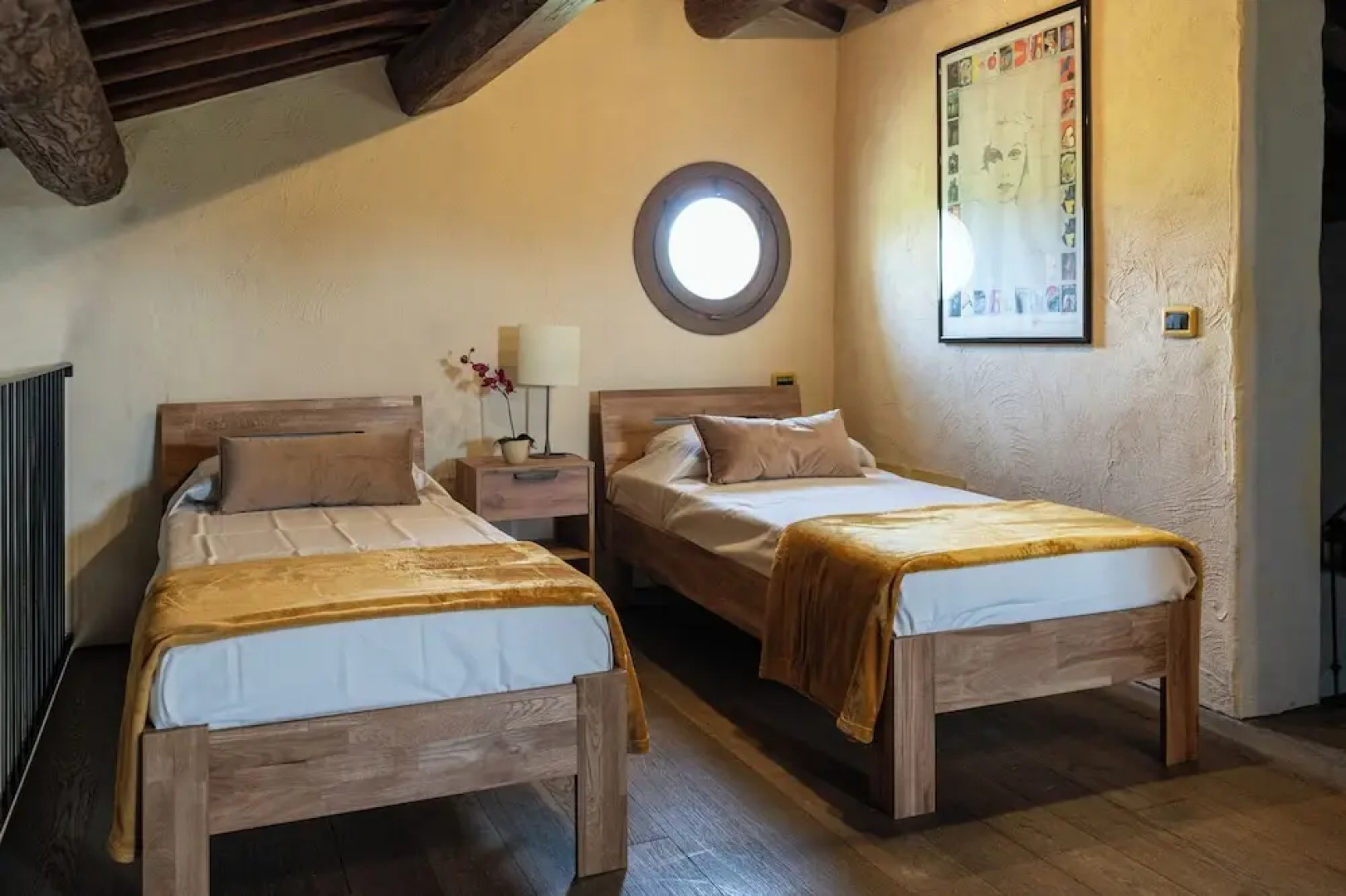 Tenuta di campagna con piscina immersa nel verde