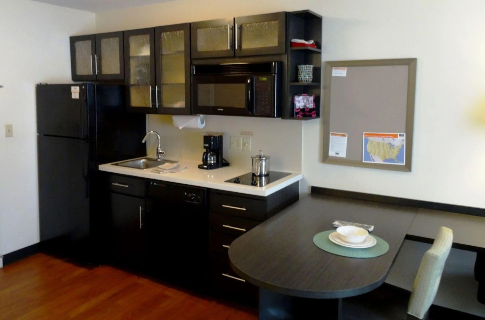 Sonesta Simply Suites Boston Braintree