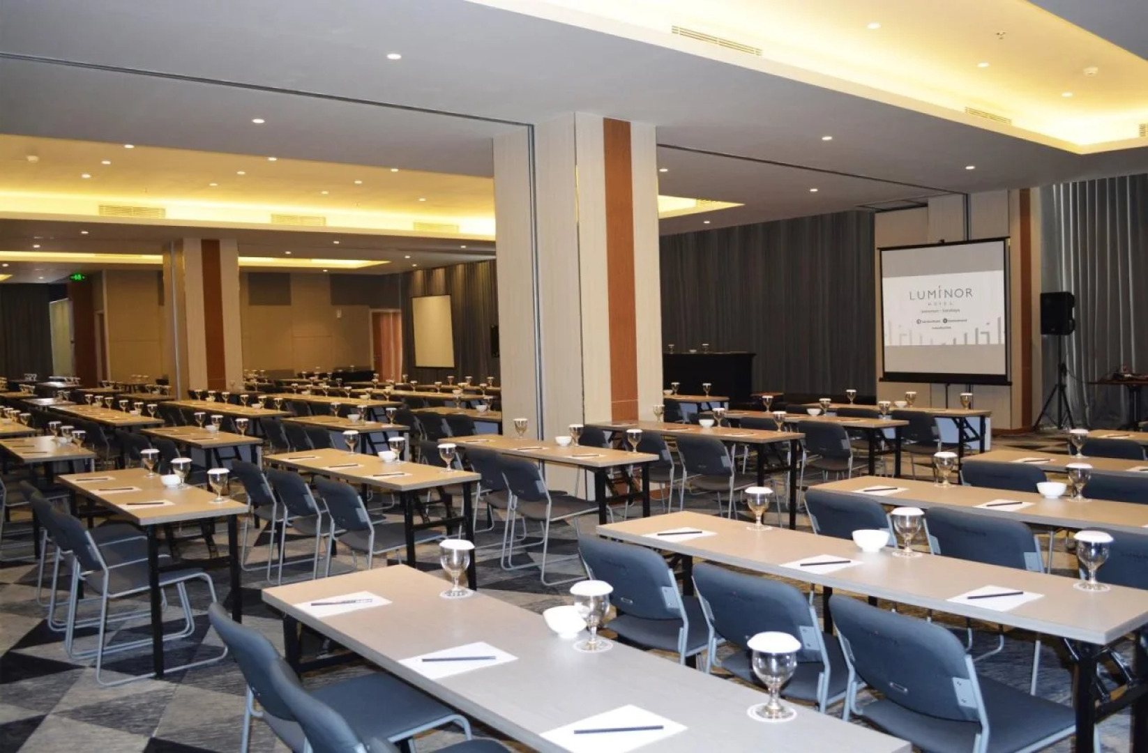 Luminor Hotel Jemursari by WH