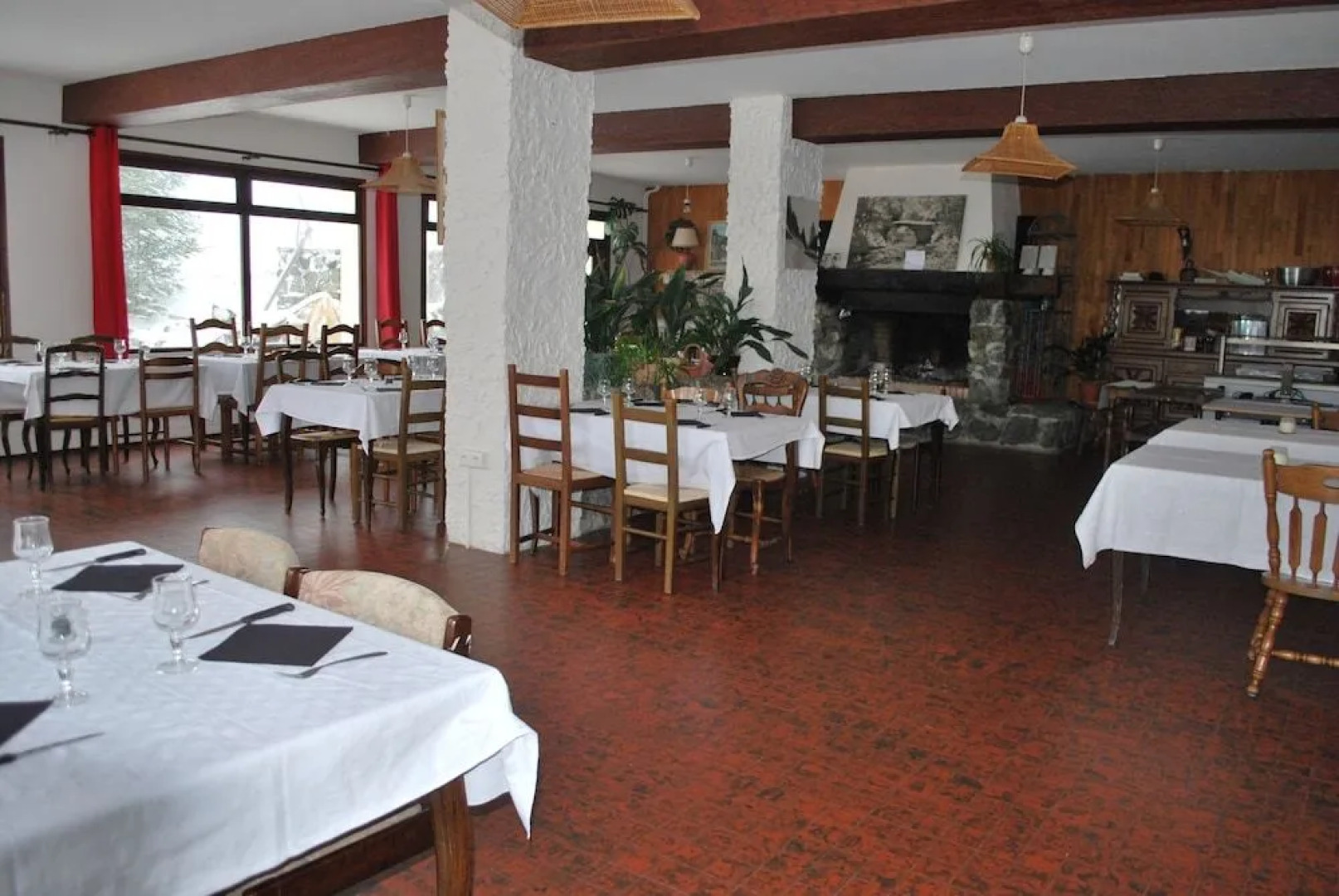 Hotel Bar Restaurant Les Gentianes