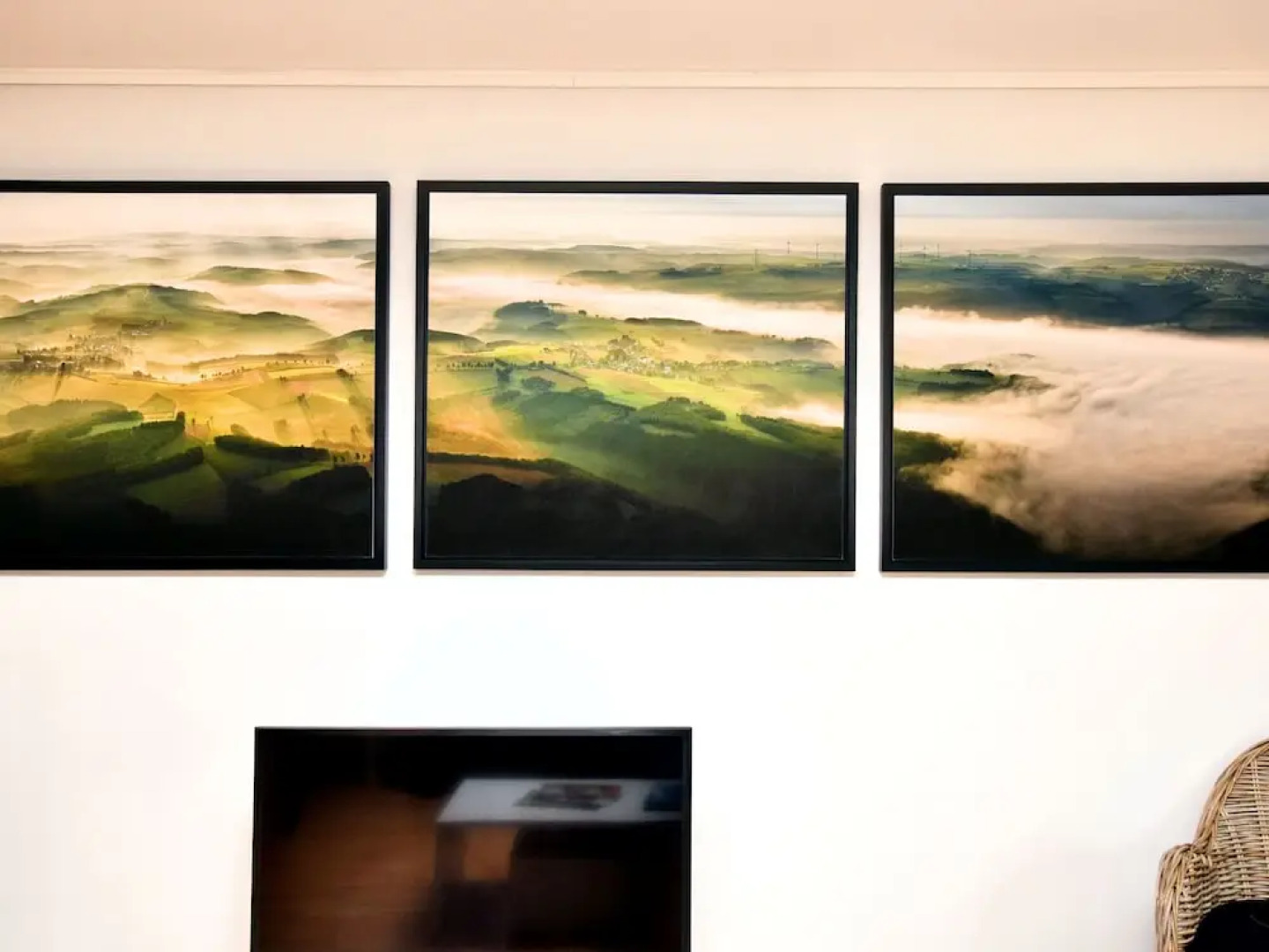 Beautiful House With Sauna, Modern Interior and Enormous, Park-like Garden