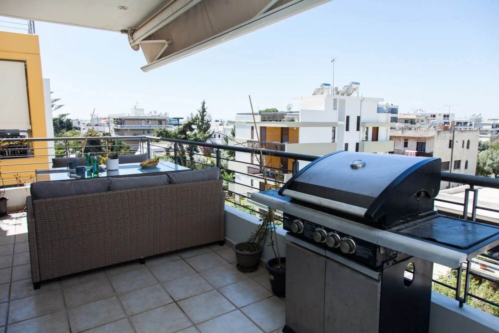 Luxury Apt in the center of Glyfada