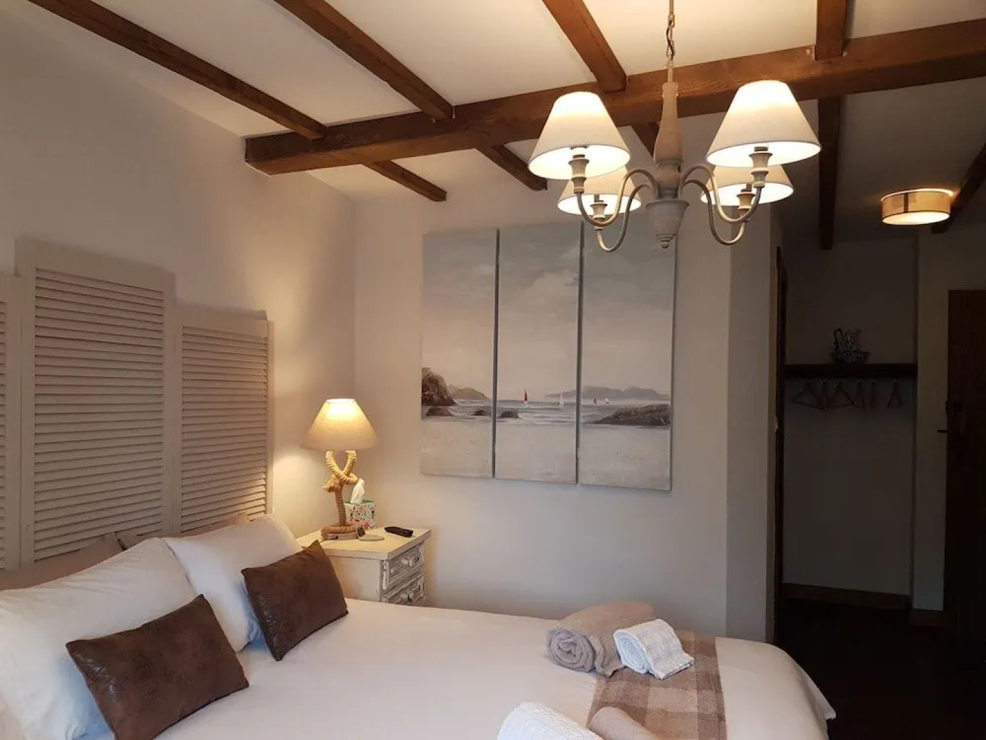 La Bastide Du Bonheur Chambres et Tables D'Hôtes