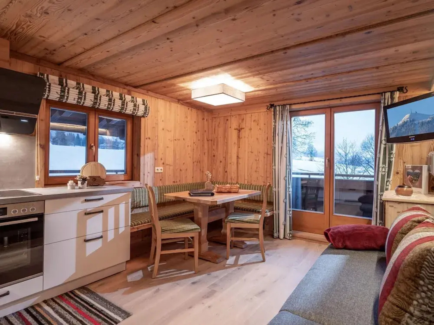 Wooden Apartment With Mountain View