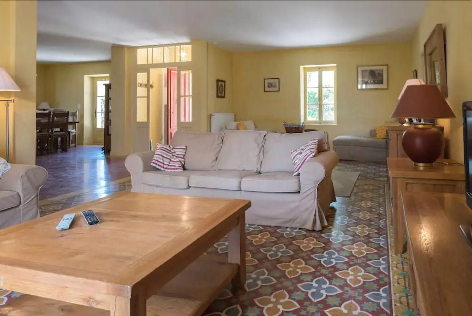 Domaine De Cantalauze