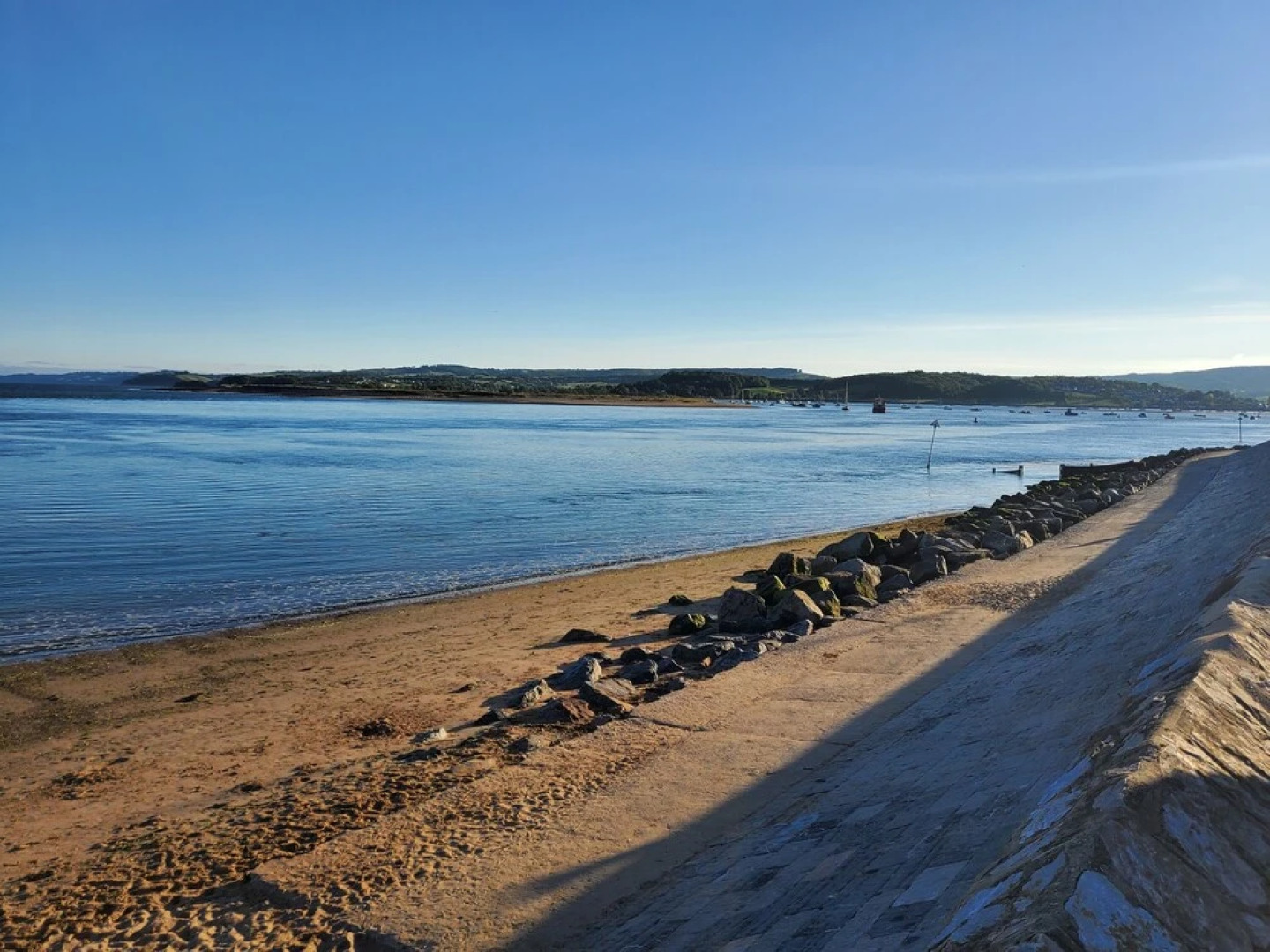 3 Bedroom Cottage - Hot Tub, Garden, Parking