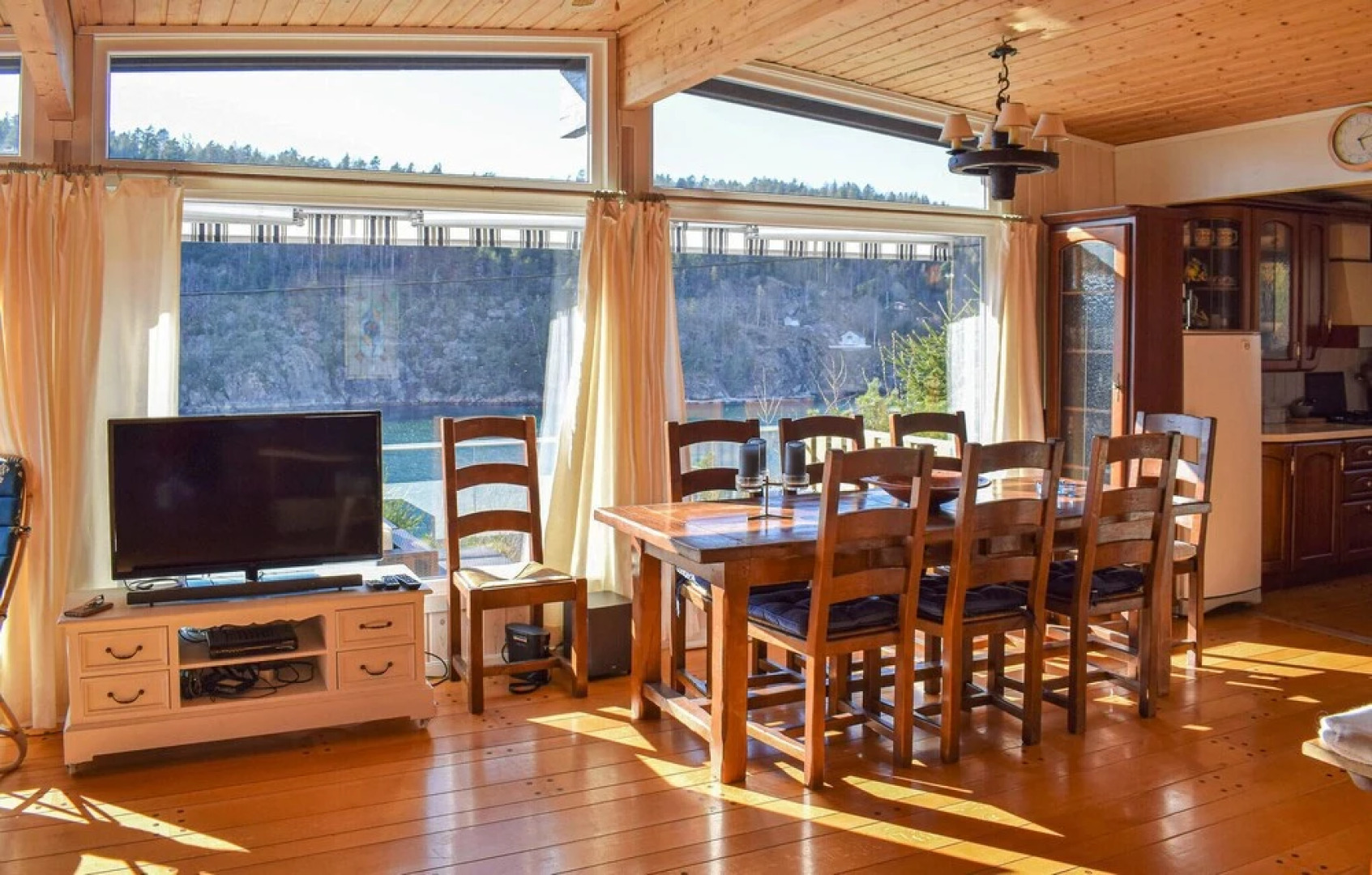 Stunning Home in Drøbak With 3 Bedrooms and Wifi