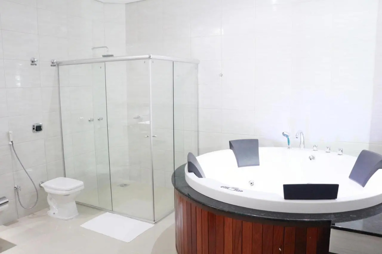 Hotel e Locadora Vizon