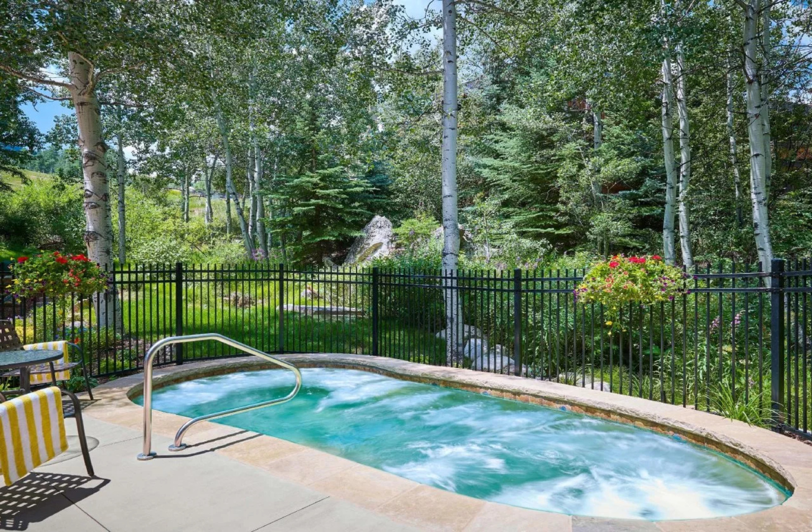 Aspenwood Condominiums