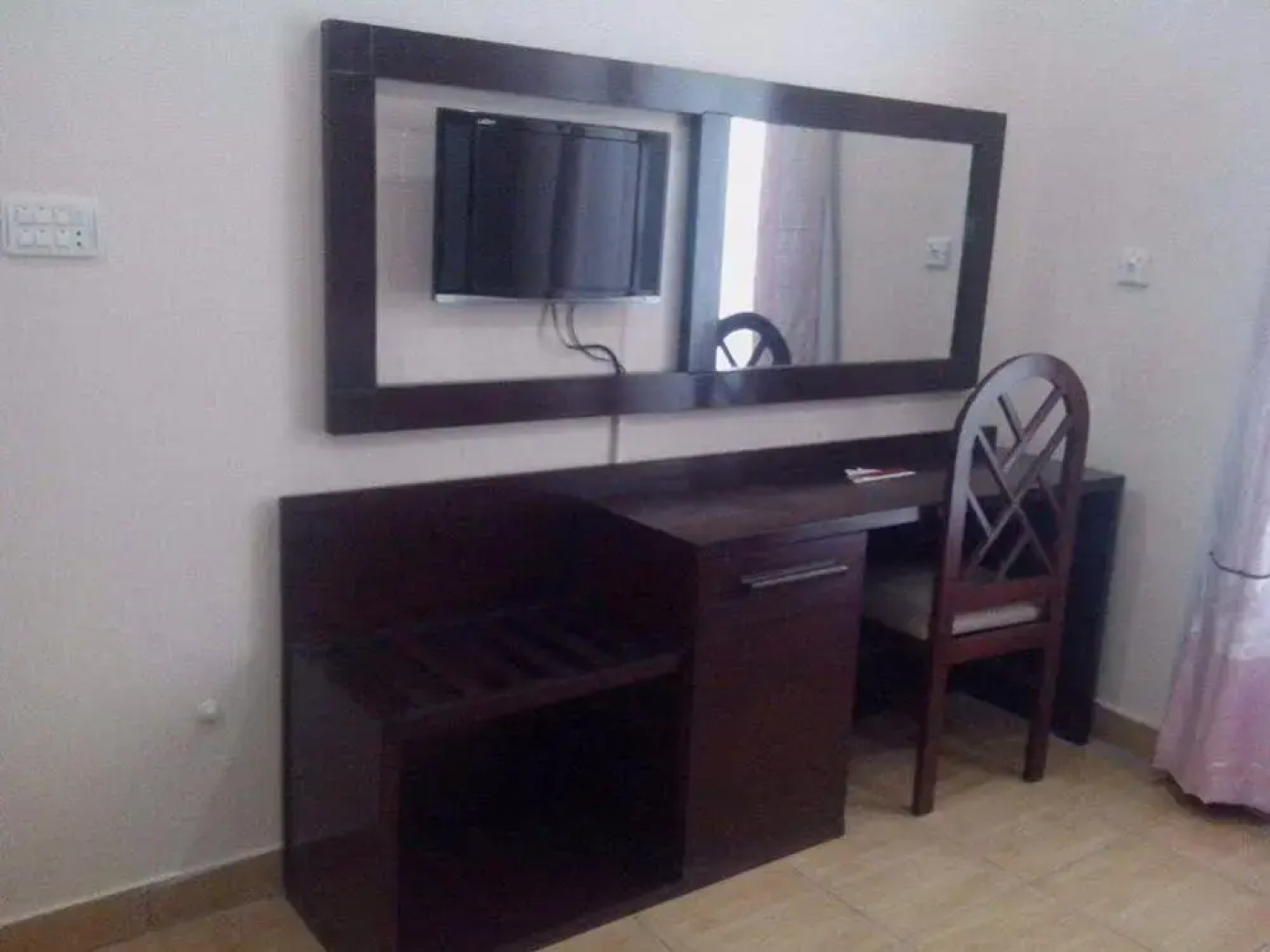 Hotel Executive Lodge