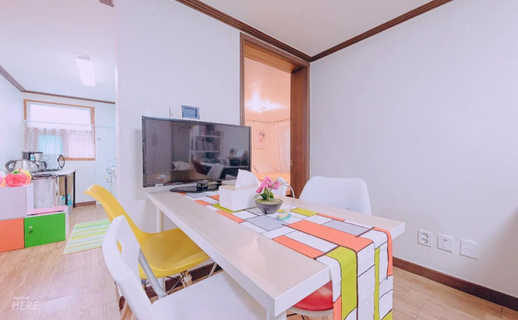 Kpopstarz Guesthouse - Caters to Women (отель для женщин)